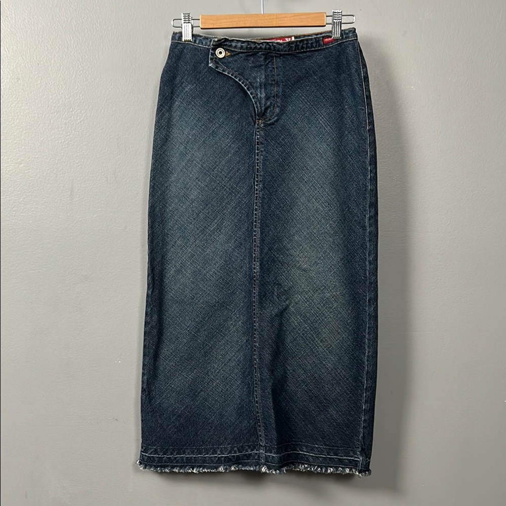 Vintage Guess Maxi Cotton Denim Women's Skirt with raw hem and back slit sz 26